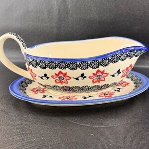 Hand Painted Polish Pottery Wiza Boleslawiec Gravy Boat & Under Plate